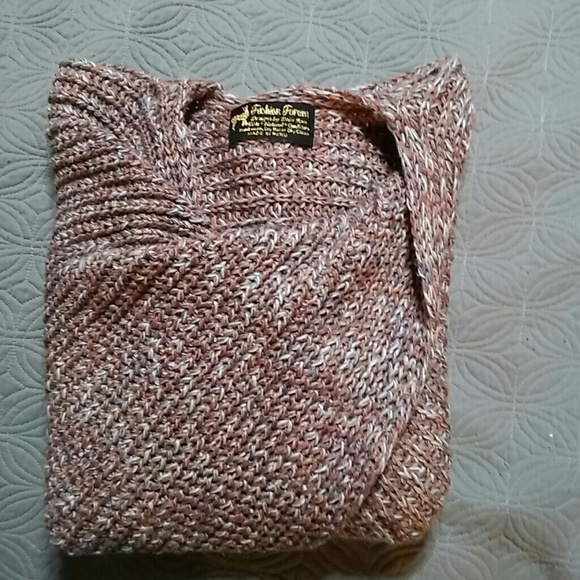 ***SOLD***Alpaca sweater with a twist - Picture 6 of 7